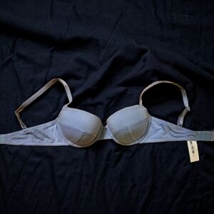 NWT La SENZA Lightly Lined Demi Bra 32C